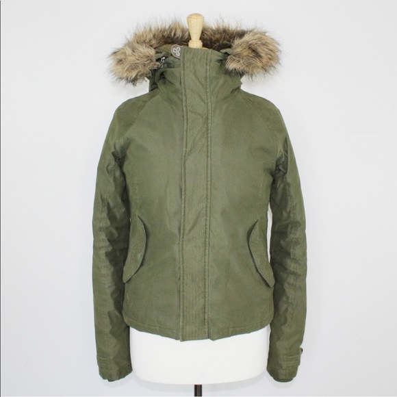 TNA Honey Ryder Vegan Olive Green Parka Aritzia - Picture 2 of 8